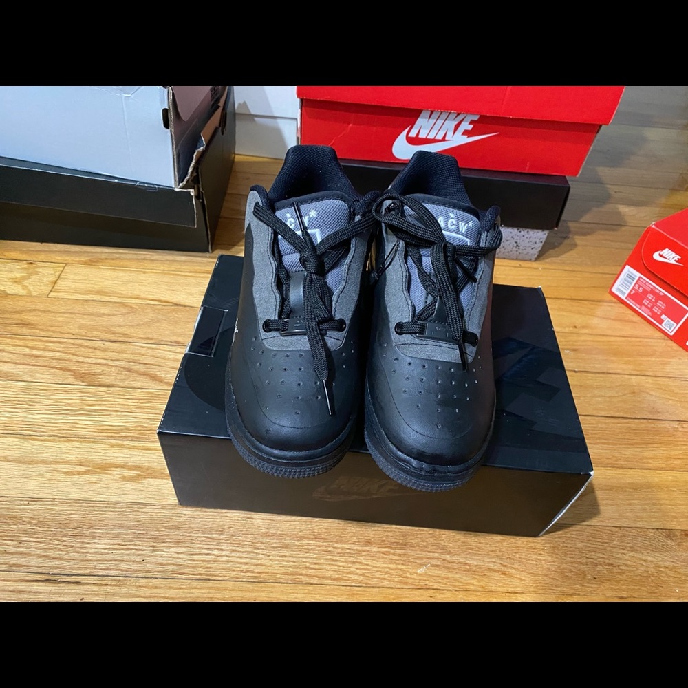 Nike black af1